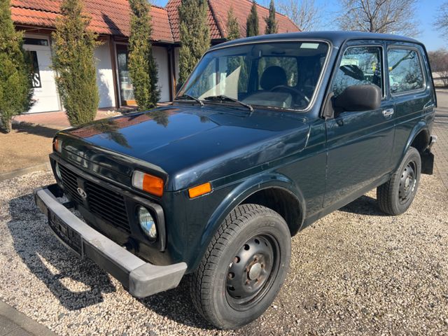 Lada Niva 1.7i 4x4 Only*HÖHER*NUR 22980KM*AHK*