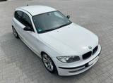 BMW e87 118i - BMW 118: 118i E87