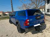 Toyota Hilux 2.8 D-4D 4x4 Double Cab Invincible Germany - blaue Toyota Hilux