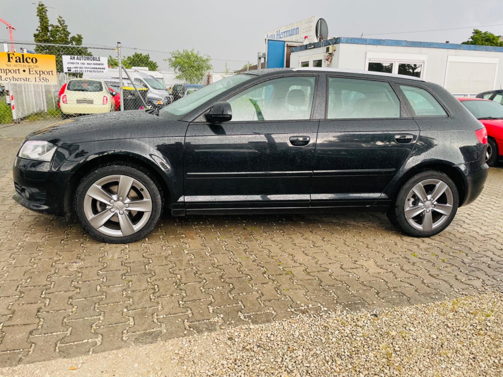 Audi A3 2010 — photo 7