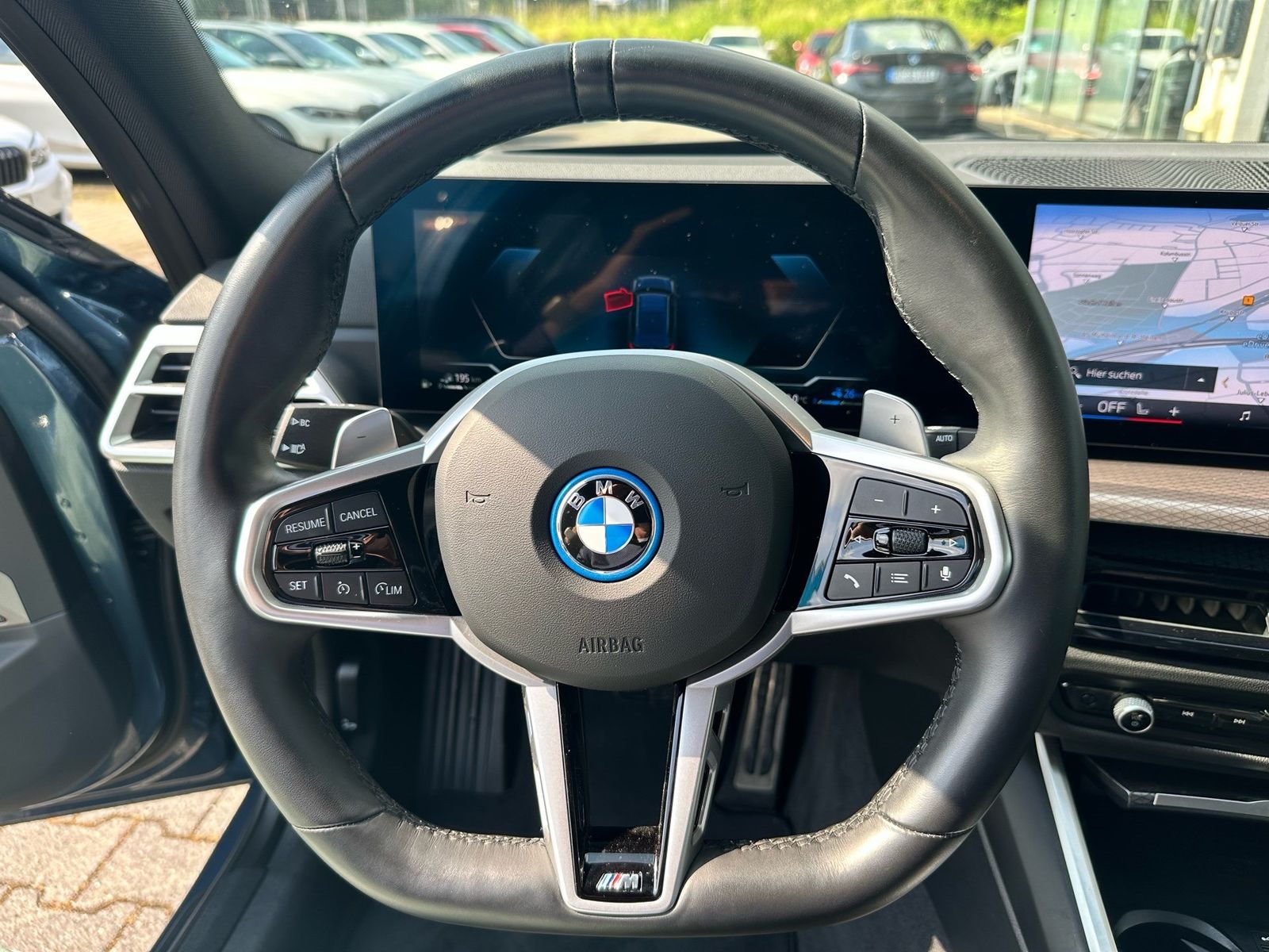BMW 330 - Bild 11