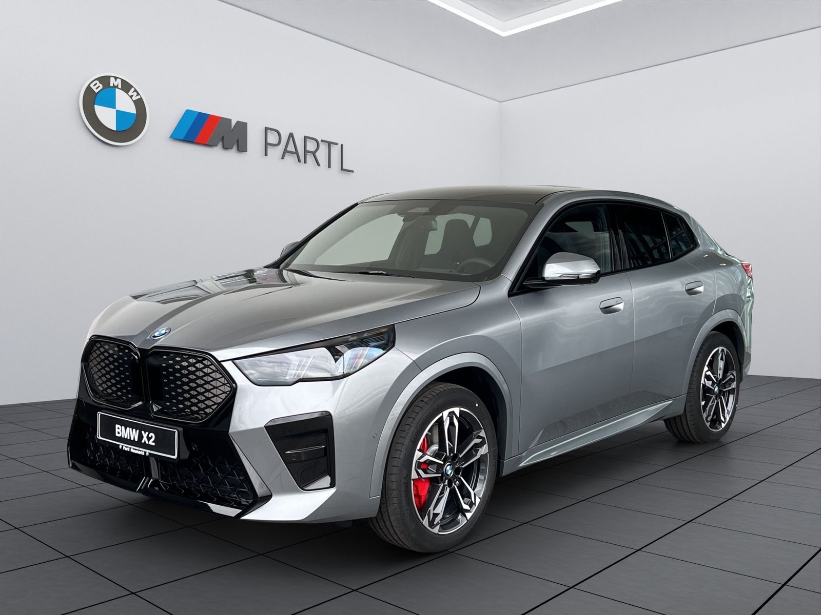 BMW iX2 xDrive30 M Sport + Pro NAVI LED PANO AHK HUD