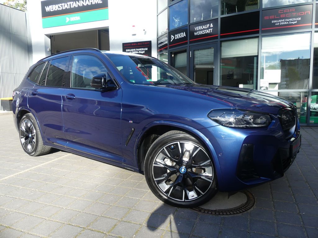 Image of BMW iX3