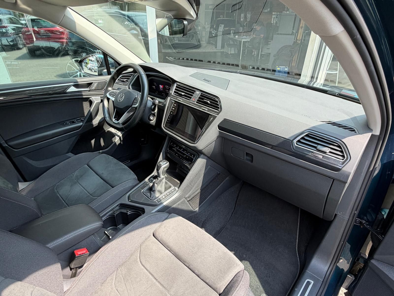 Fahrzeugabbildung Volkswagen Tiguan 1.4 TSI eHyb Elegan >VIRTU+MATR+HEAD+KAM+