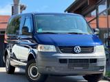 Volkswagen T5 Caravelle 9 Sitze  Standhzg. Klima 5 Zylinder - VW T5 Caravelle 9-Sitzer