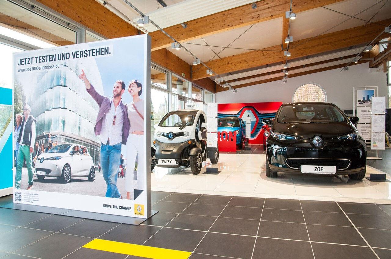 showroom-image-top