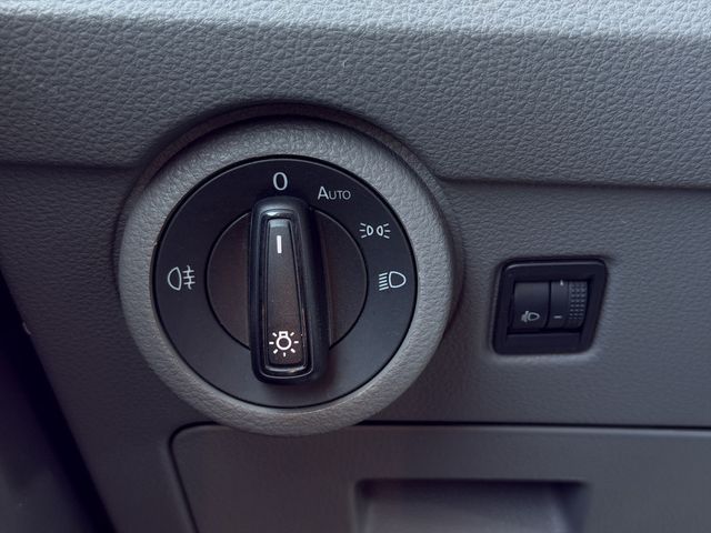 T6.1 Transporter 2.0 TDI Kombi L1H1 PDC NAVI