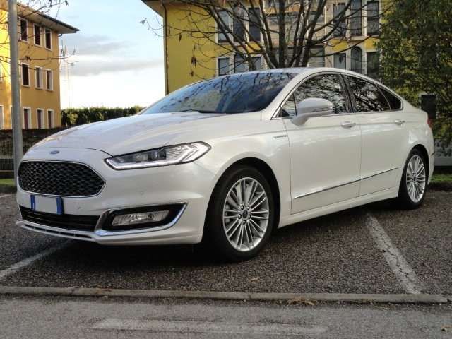 Ford Mondeo Mondeo 4p 2.0 hybrid Vignale ecvt my