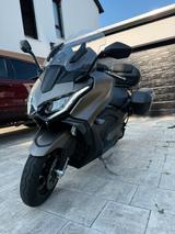 Kymco AK 550i Premium - KYMCO AK550