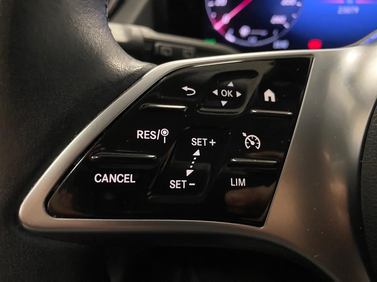 Fahrzeugabbildung Mercedes-Benz B 180 1.3 PROGRESSIVE+NAVI+ALLWETTER+KAMERA+ADVA