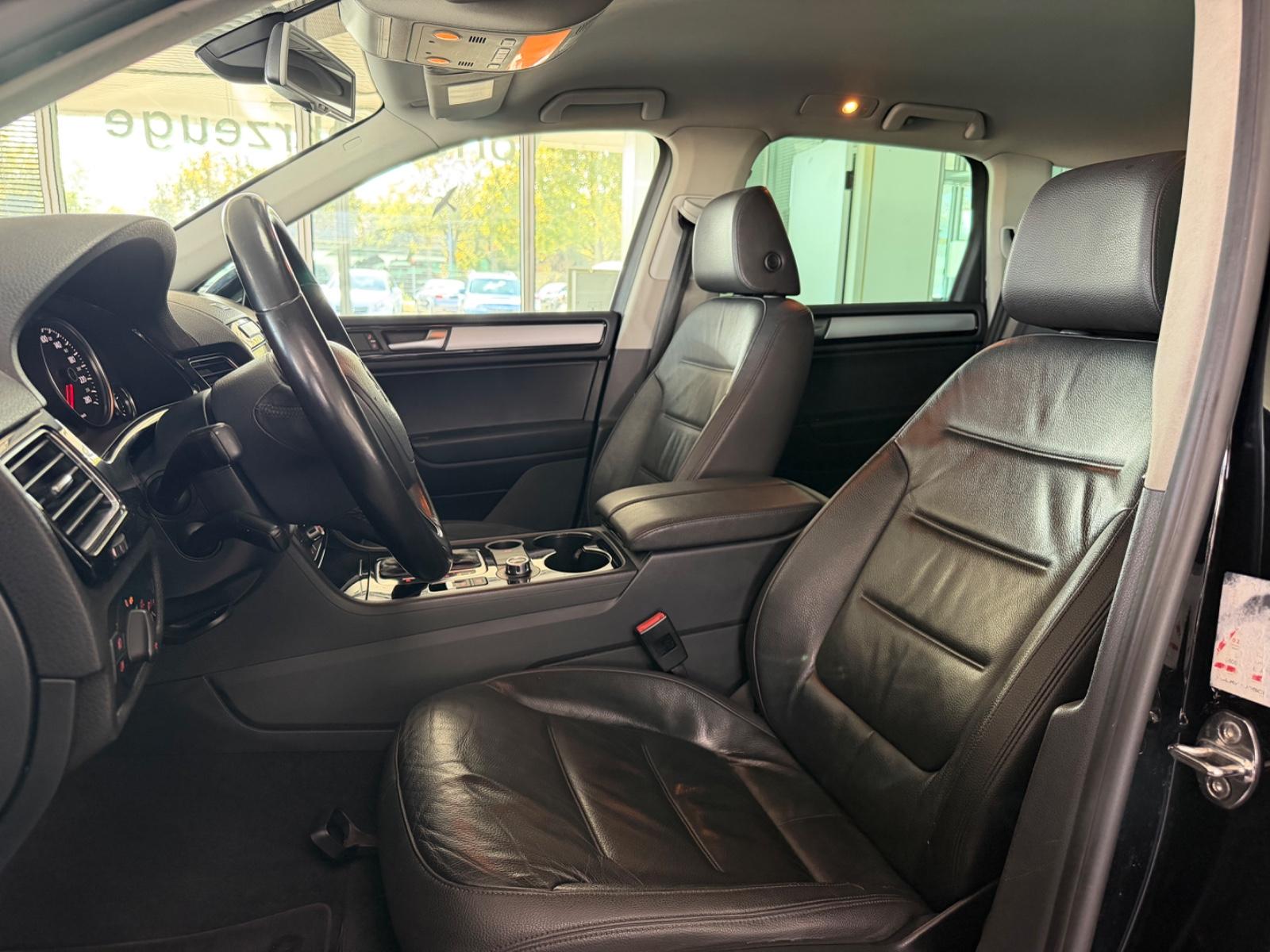 VOLKSWAGEN TOUAREG V6 TDI 3.0 204ch 4MOTION - CUIR - GPS RNS 850 - XÉNON - SIÈGES CHAUFFANTS - ATTELAGE 3,5T