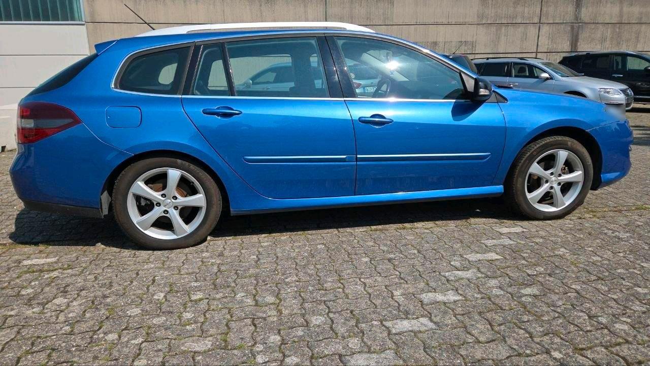 Renault Laguna 2013 — photo 8