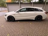 Mercedes-Benz CLA 45 AMG Shooting Brake Mercedes-AMG CLA 4... - Mercedes-Benz CLA 45 AMG Shooting Brake in Duisburg