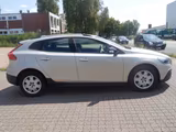 Volvo V40 Cross Country Kinetic *Automatik*Navi*PDC - gebrauchte Volvo V40 aus dem Jahr 2016