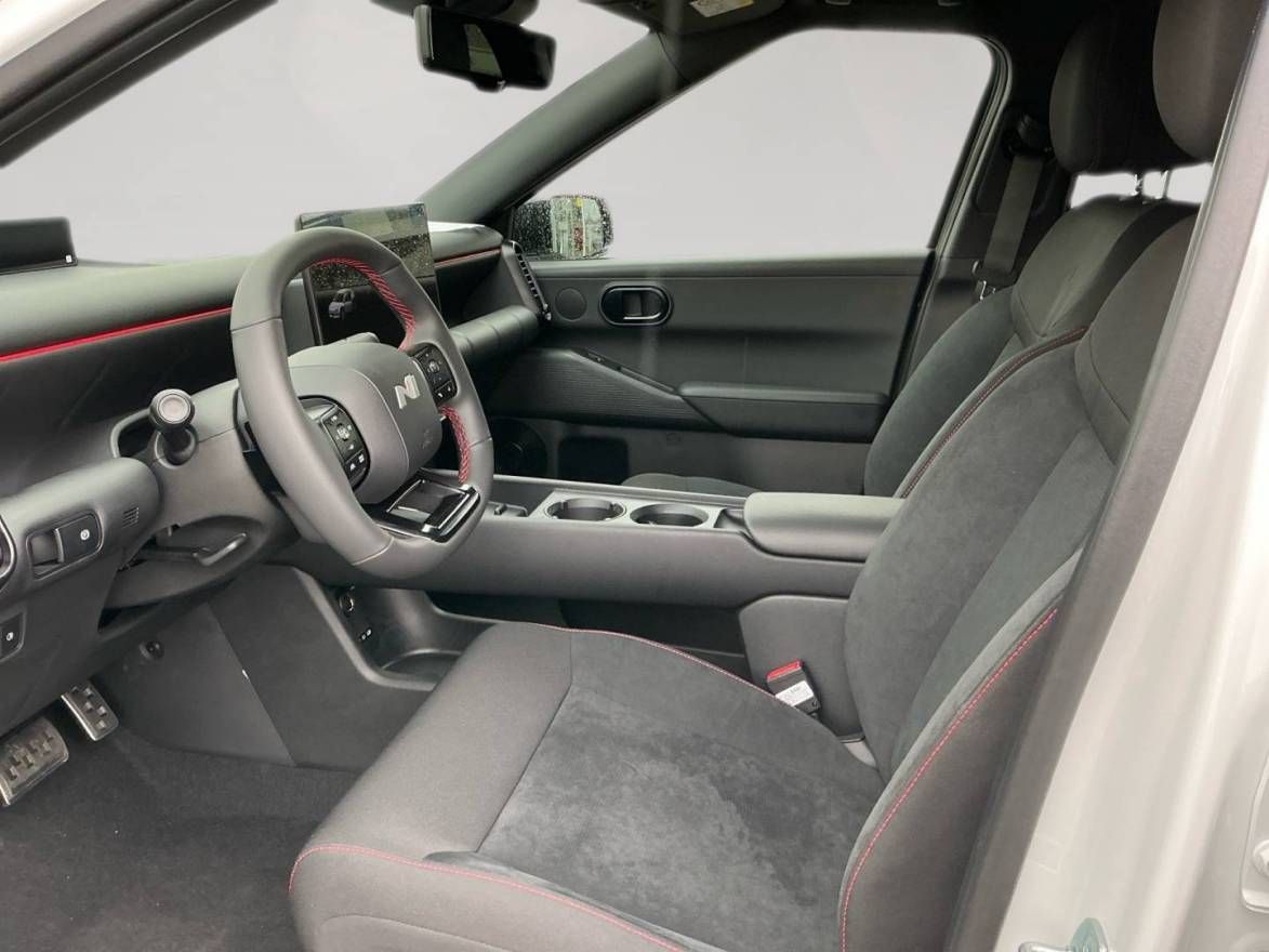 Hyundai IONIQ 3 – Bild 8