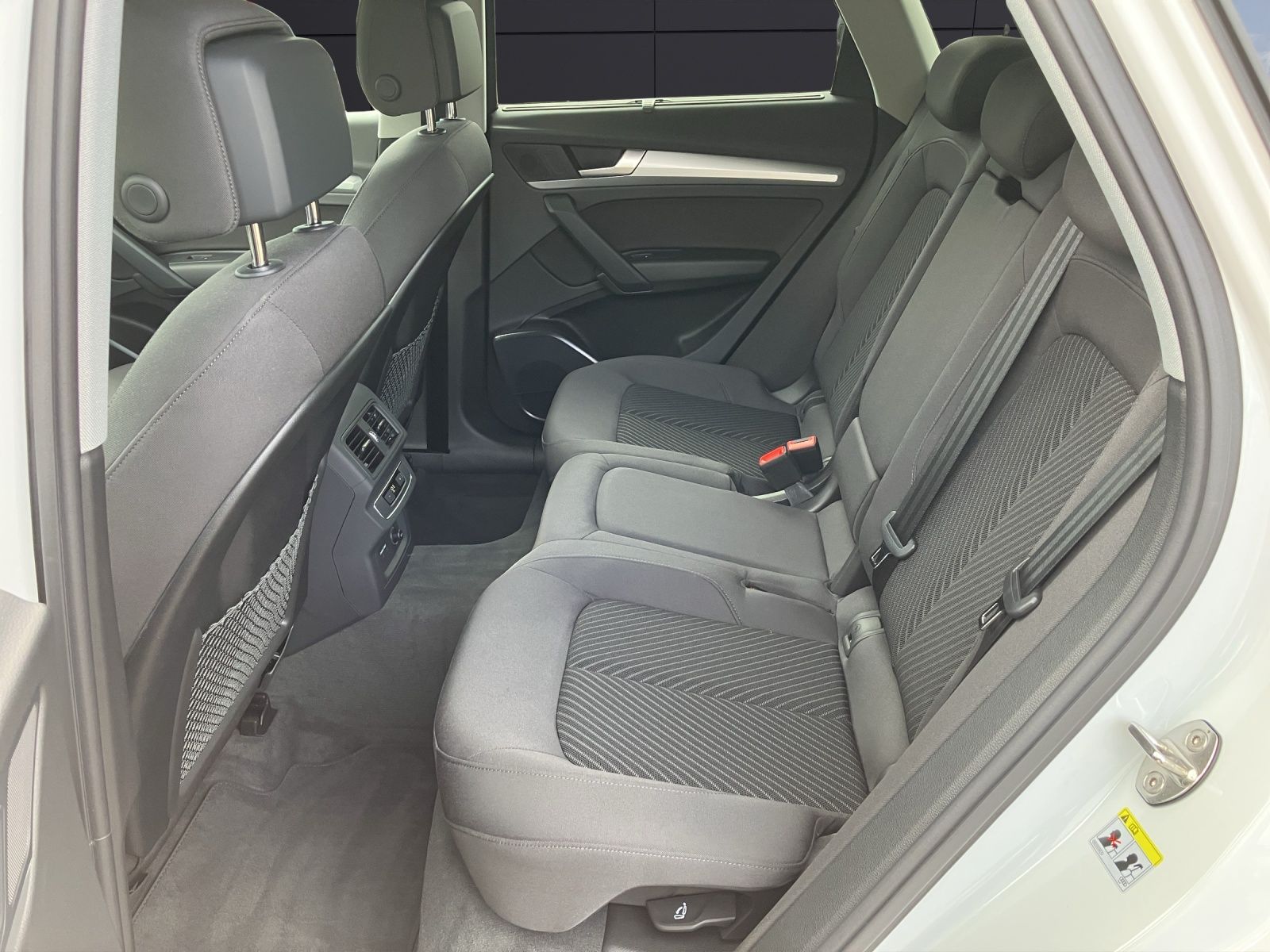 Fahrzeugabbildung Audi Q5 40 TFSI quattro advanced