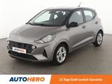 Hyundai i10 1.0 Trend Aut.*NAVI*CAM*PDC*SHZ*SPUR*KLIMA* - Hyundai i10 Gebrauchtwagen in München
