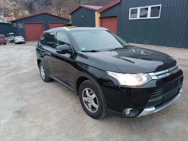 Mitsubishi Outlander Klassik Kollektion+ 4WD