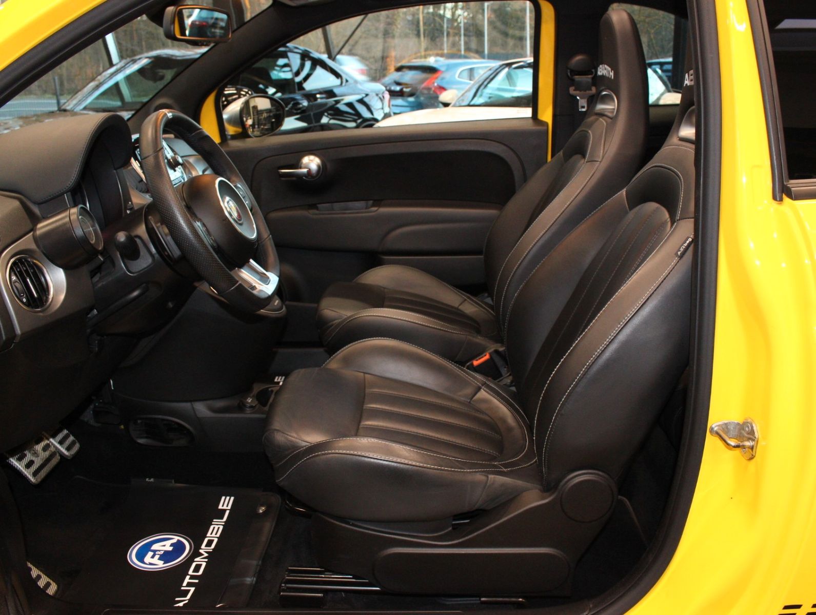 Fahrzeugabbildung Abarth 500 Cabrio 595 C Turismo 2.Hand+Navi+PDC+DAB