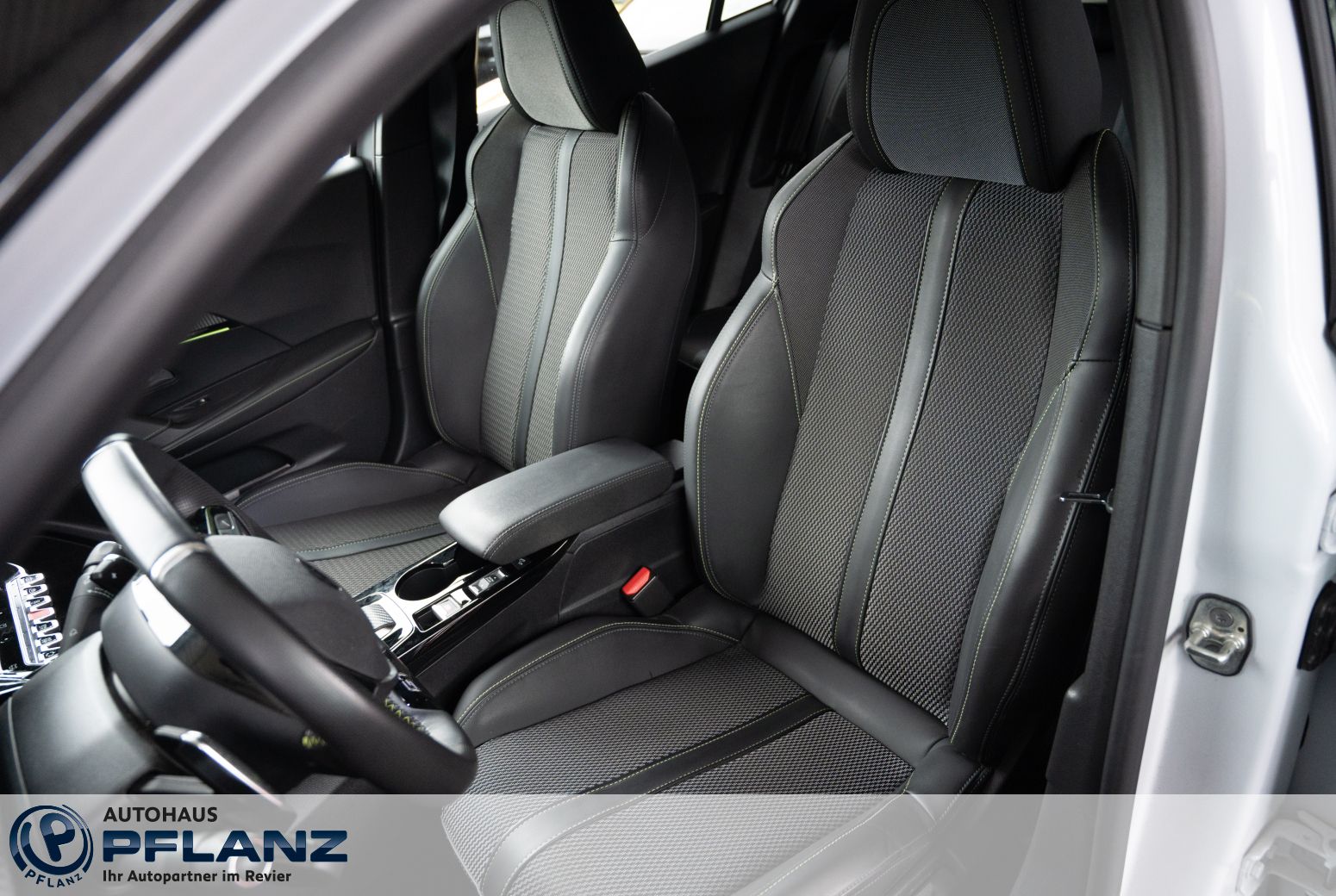 Peugeot 2008 - Bild 8