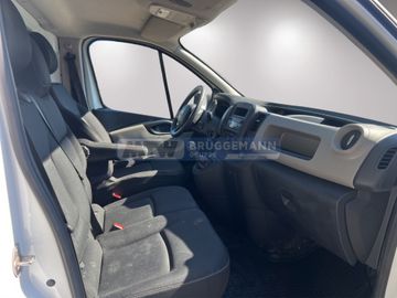 Renault Trafic - 10