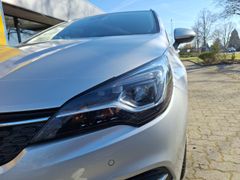 Fahrzeugabbildung Opel Astra K ST Elegance 1.2 Turbo, MATRIX, Navi, RFK