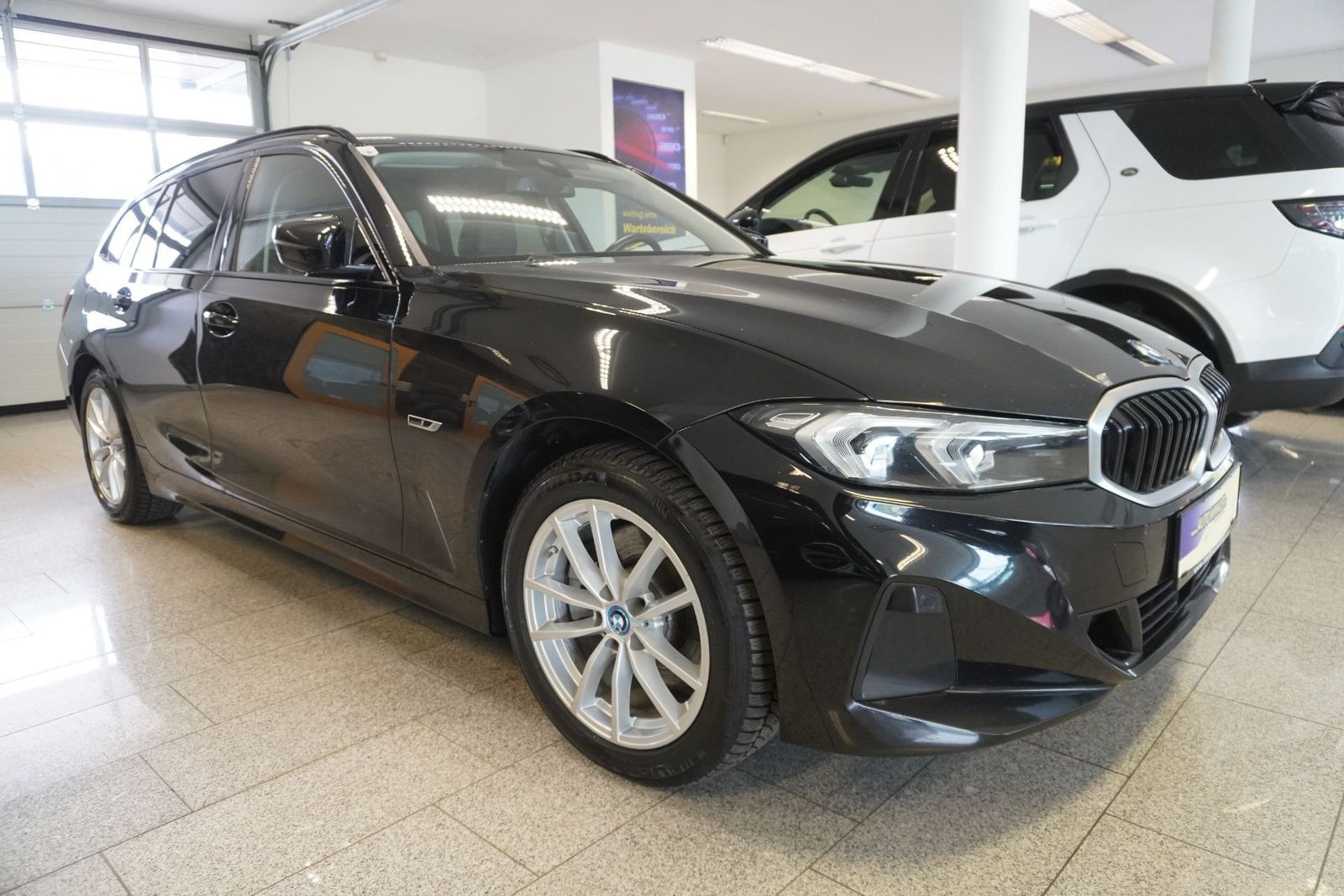 BMW 320 e PHEV xDrive Touring Aut. Virtual/Navi/Kame imagem 3