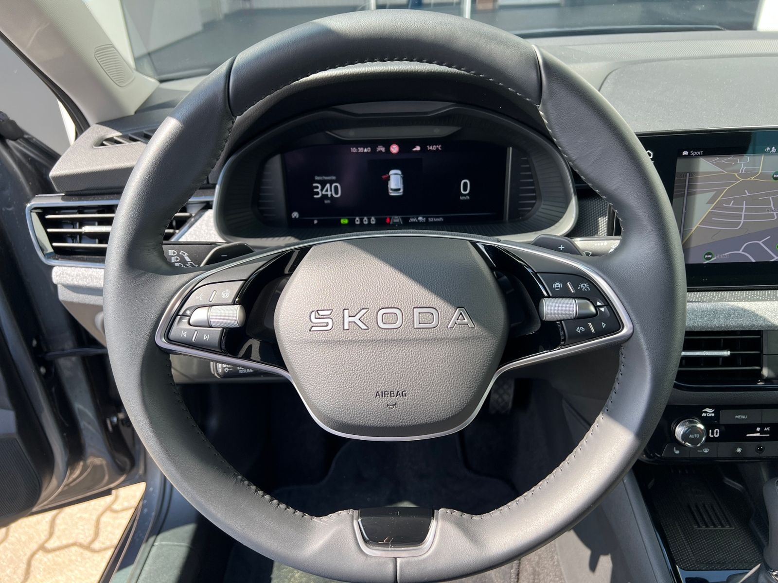 Fahrzeugabbildung SKODA Kamiq Selection Tour 1.0 TSI DSG *AHK, LED, Navi