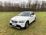 BMW X1 23D XDrive - BMW 1er Reihe mit Diesel-Antrieb: Geländewagen, Automatik