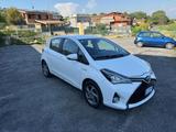 Toyota Yaris 1.5 Hybrid 5 porte Cool - Toyota Yaris Cool mit Hybrid-Antrieb (Benzin/Elektro)