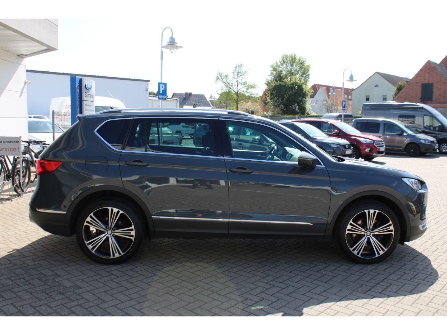 Fahrzeugabbildung SEAT Tarraco Xcellence 4Drive Pano LED ACC AHK StHZg