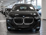 BMW 218i Active Tourer LED AHK NAVI KAMERA SHZ PDC - Neuwagen: Kleinbus
