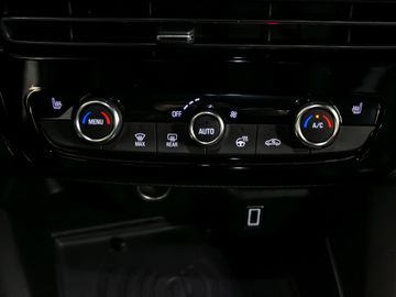 Opel Mokka e GSE Navi Kamera Spurhalteassistent