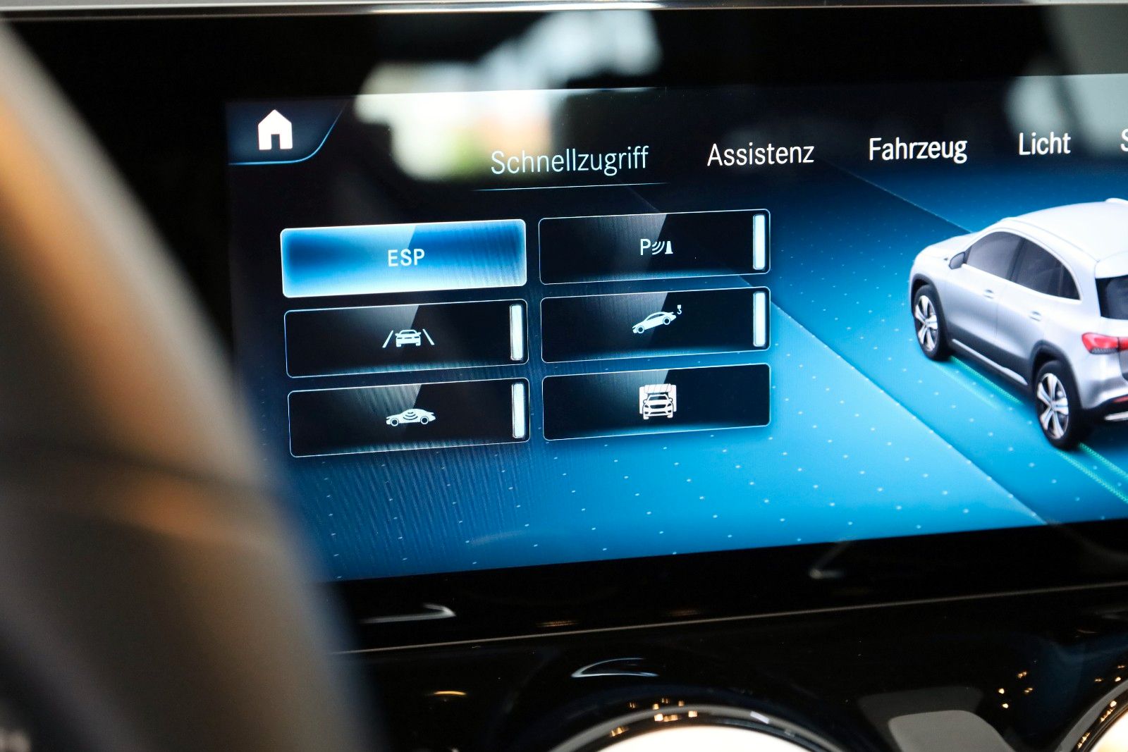 Fahrzeugabbildung Mercedes-Benz EQA 250 ,T.Leder,Navi,LED,SH,360°Kamera,Panorama