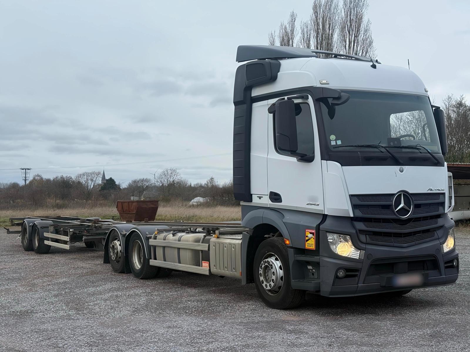 Mercedes-Benz ACTROS 2543 - KEINE 2545
