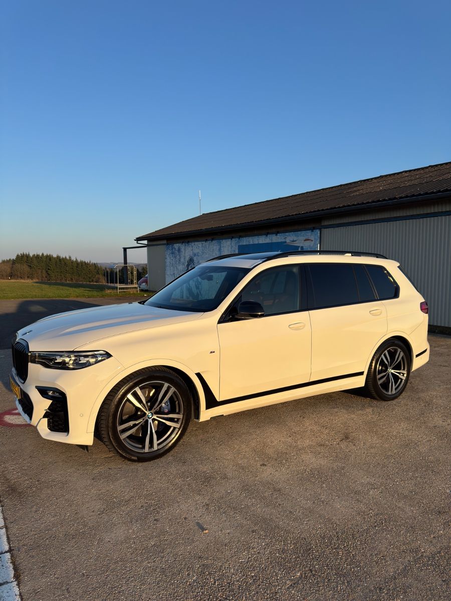 BMW X7 xDrive40d - M-Sport