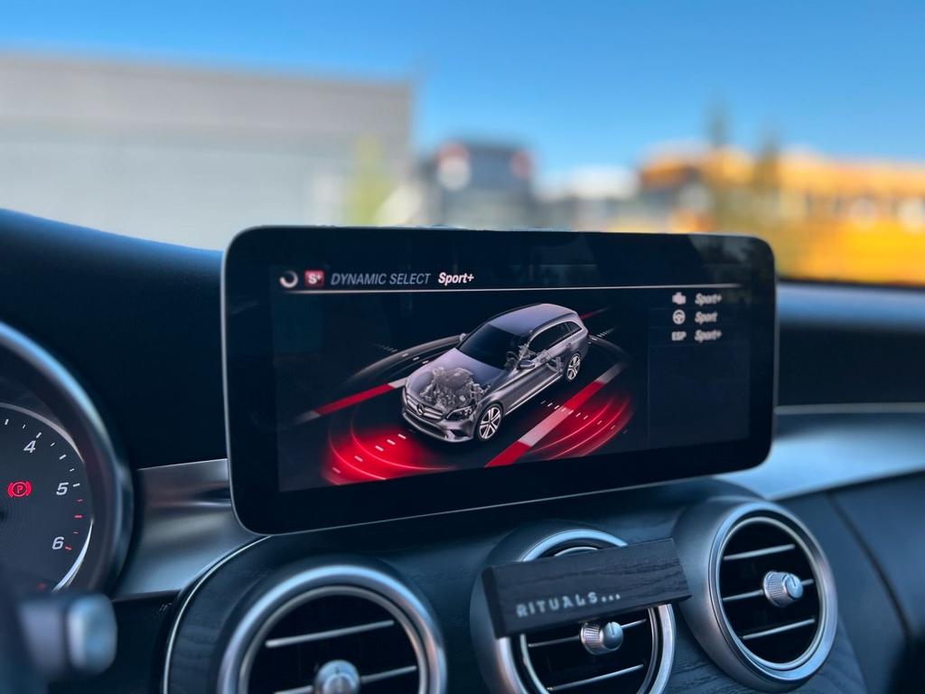 Mercedes-Benz C 220