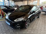 Ford Fiesta ST-Line X - Ford Fiesta: ST Line X