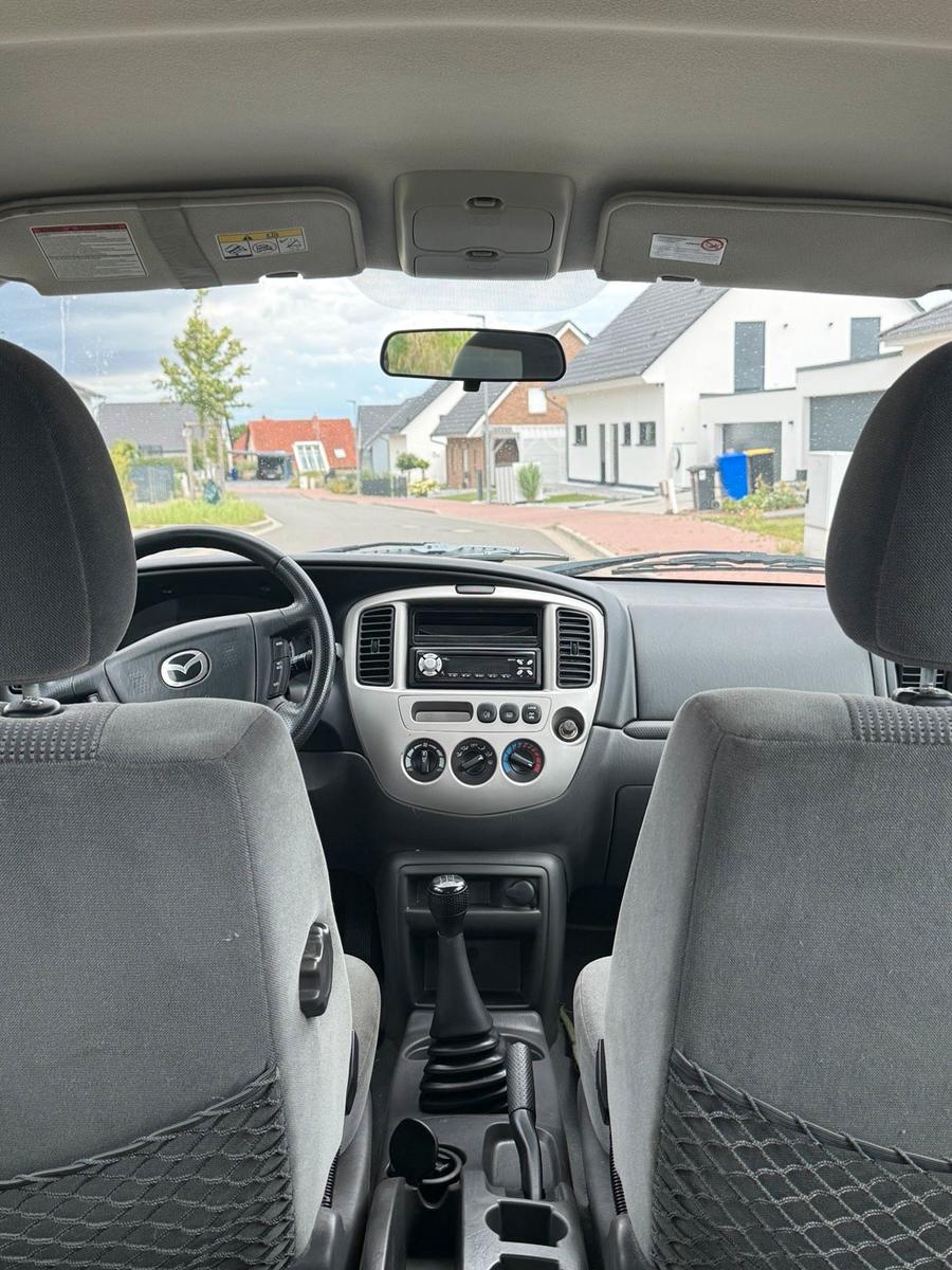 Mazda Tribute 2005 — photo 8
