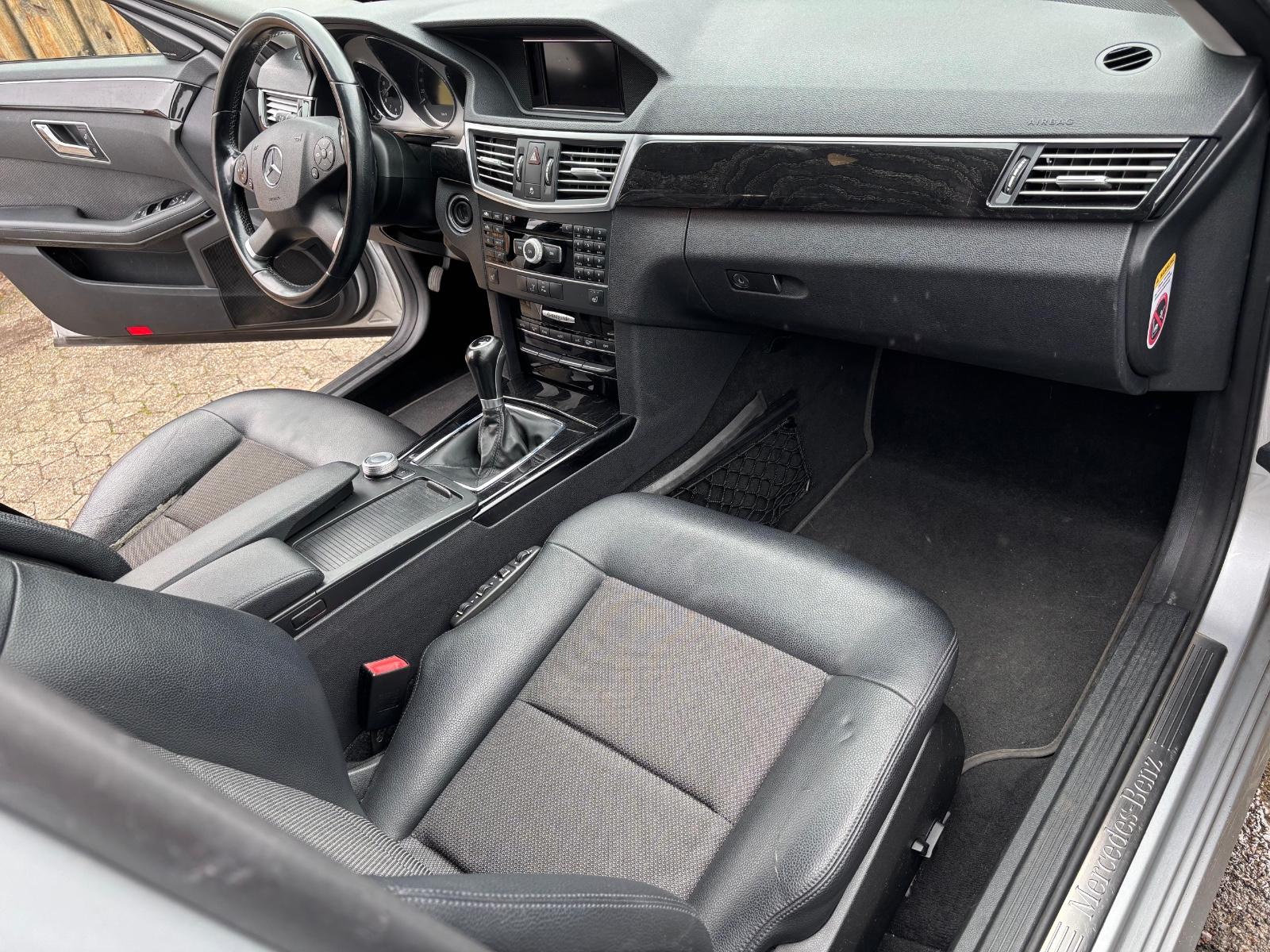 Mercedes-Benz E250 2010 — engine 2.143 cm³, 204 HP (150kW)