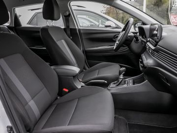 Hyundai i20 1.0 Trend Mild-Hybrid Fernlicht-Assistent