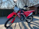 Honda CRF250LA MD44 >>NEUWERTIG<<   >>90 Kilometer<< - Offers matching your search criteria