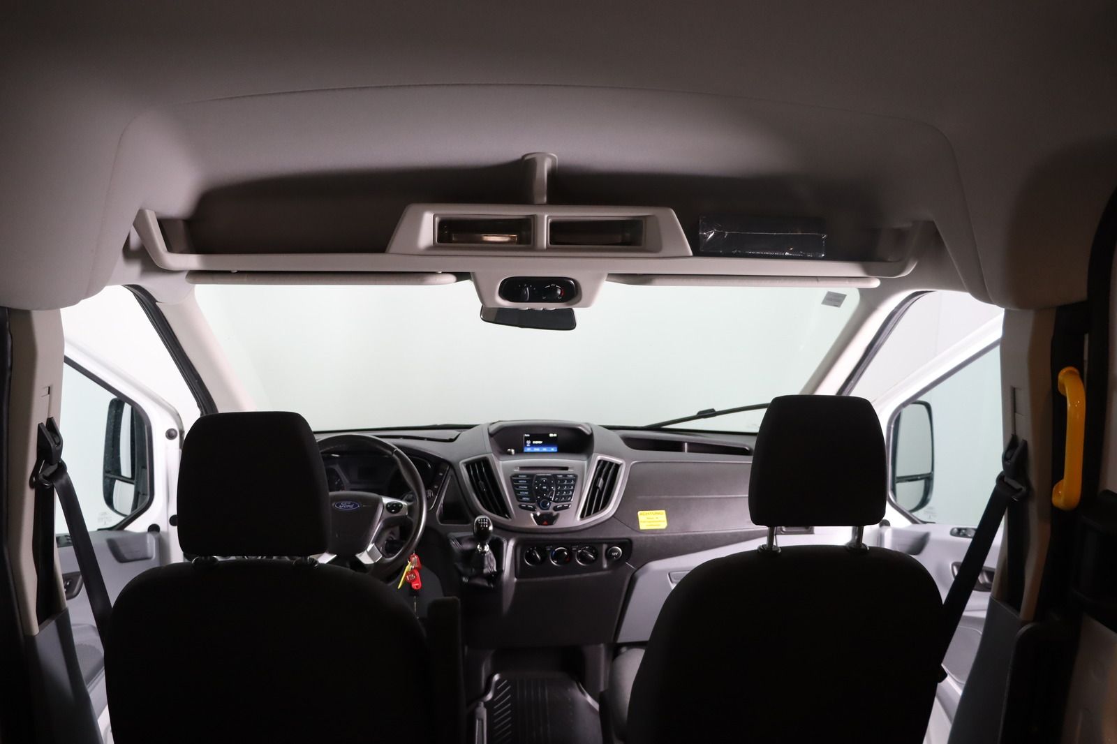 Fahrzeugabbildung Ford Transit 350 L2H2 * Rollstuhlrampe* RFK *