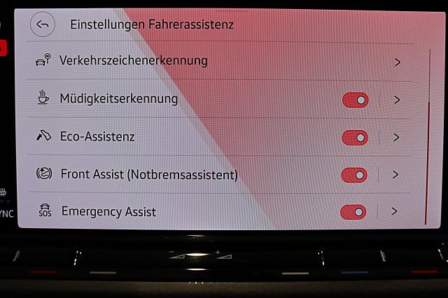 Golf GTI 2.0 TSI DSG NAVI PDC KAMERA SHZ SPORTFW