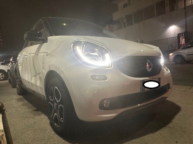 Smart SMART FORFOUR AUTOMATICO 11/2019 INTERNI IN PELL