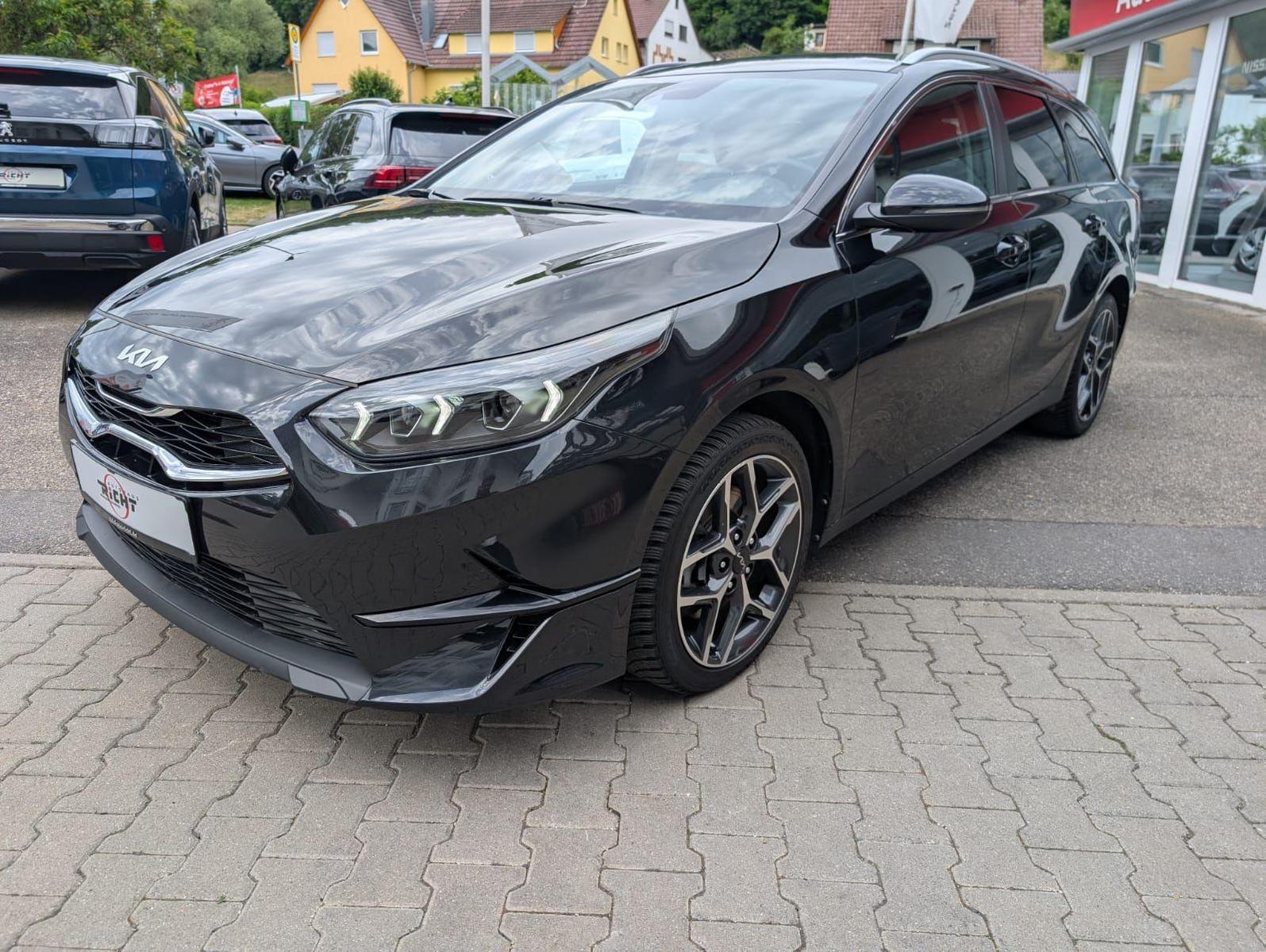 Kia Ceed SW 1.5 T-GDI Navi LED Kamera LHZ