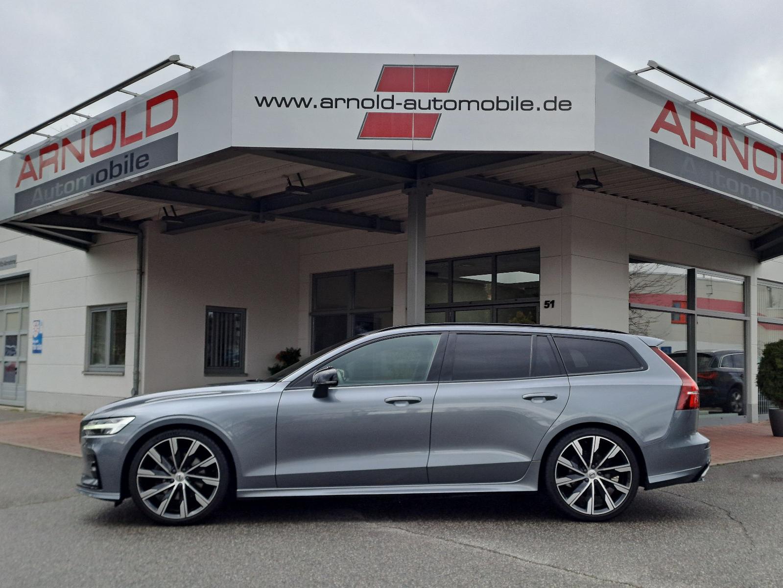 Volvo V60 B4 2.0 D R Design Dark