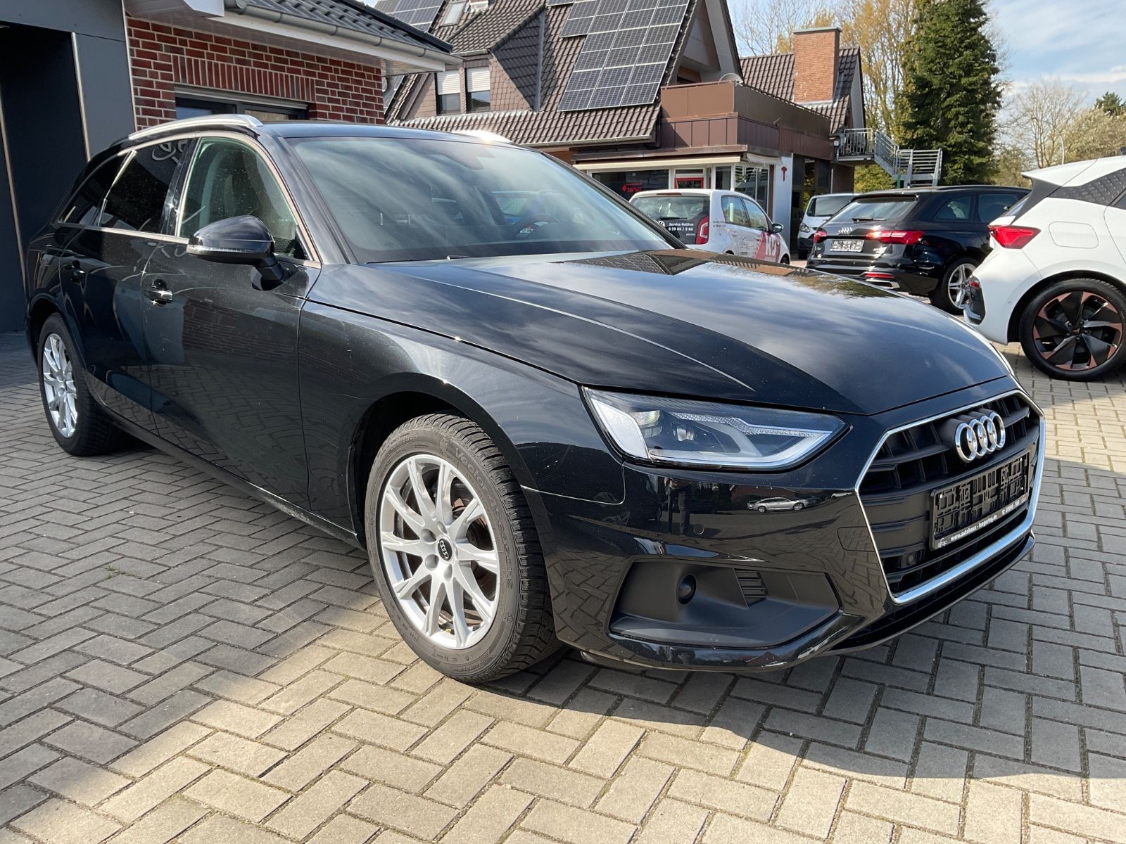 Fahrzeugabbildung Audi A4 35 TDI S tronic Avant,Kamera,Navi,AHK,LED,