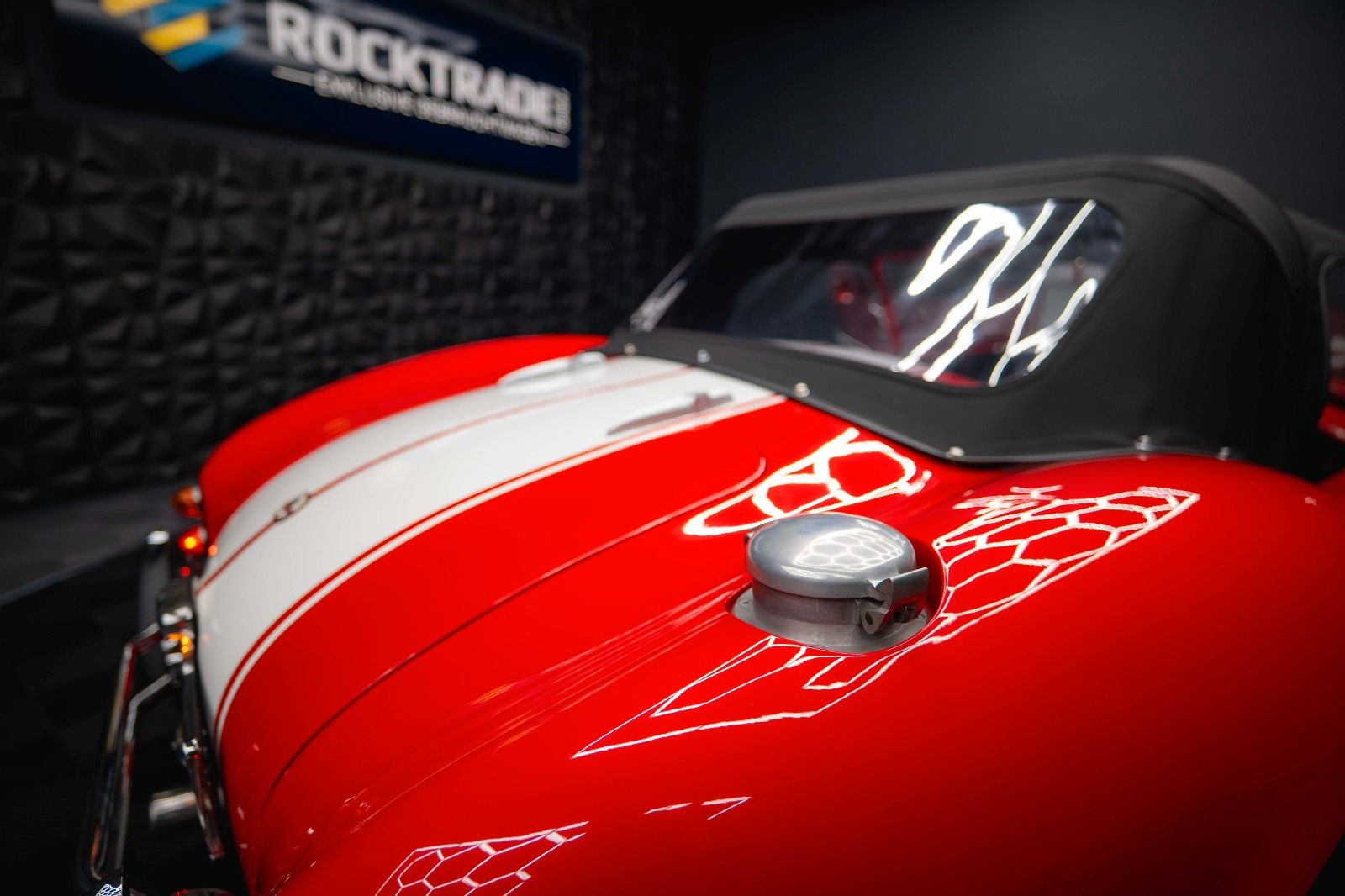 Fahrzeugabbildung Cobra KCC Cobra Ford 302 V8 5.0 Autom. H-Zulassung