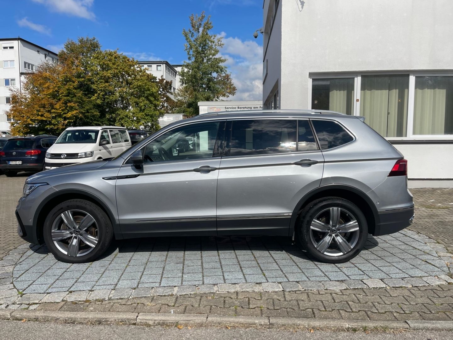 Tiguan Allspace Elegance 2.0TSI 4MDSG 360*HUD*IQ